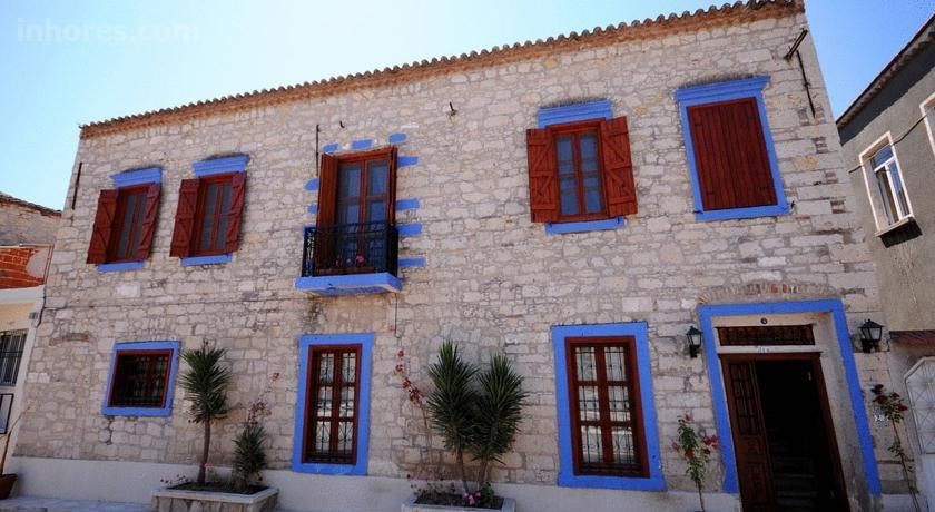 1882 Otel