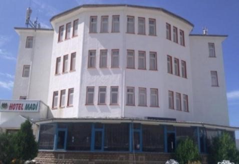 Van Madi Hotel