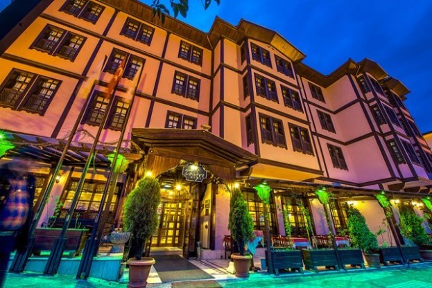 Zalifre Otel