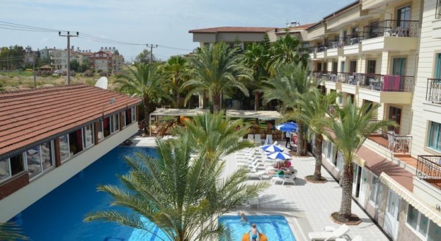 Çınar Family Suite Hotel
