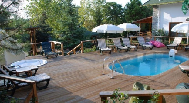 Tree Tops Park Hotel