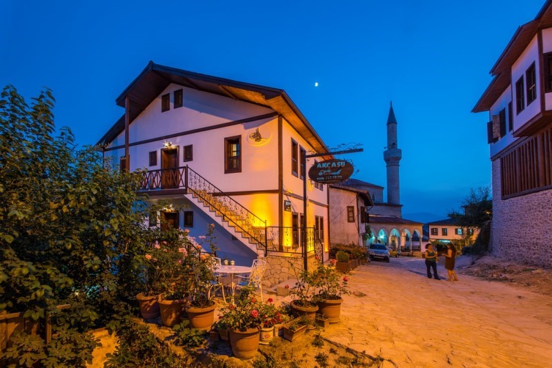 Akçasu Konuk Evi