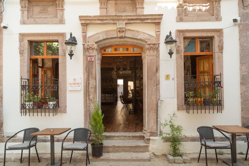 Alancha Otel