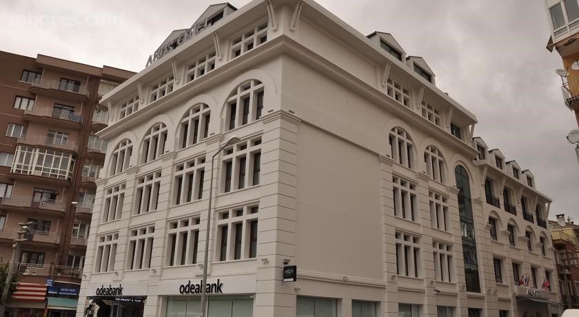 Arus Otel