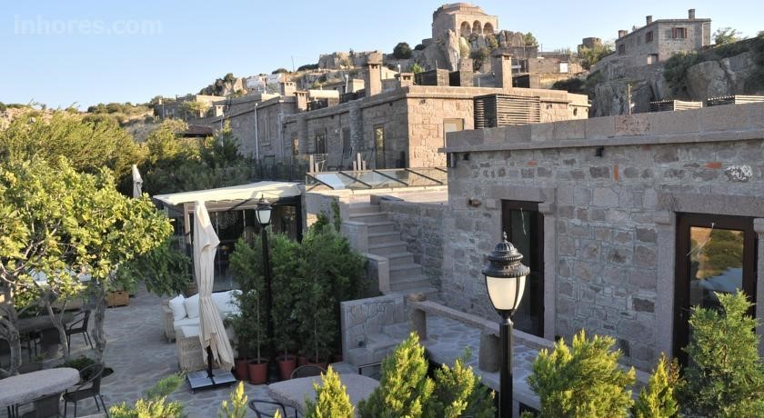 Assosyal Hotel