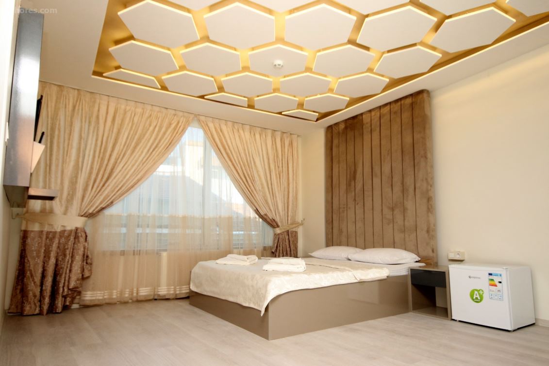Blueway Hotel