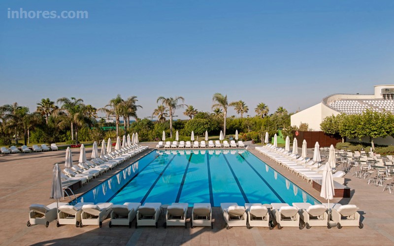 Calista Luxury Resort