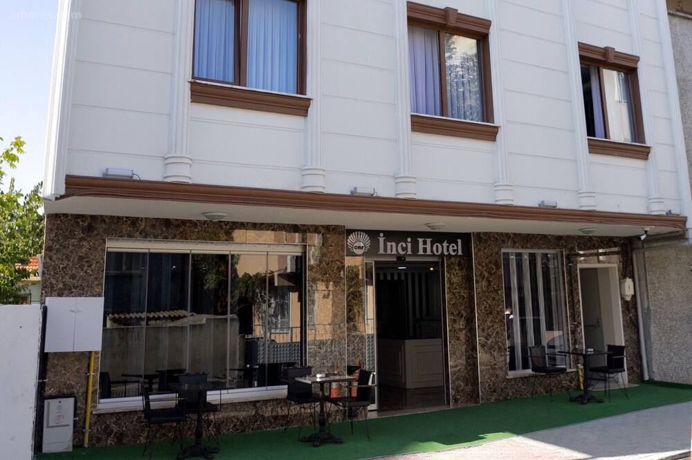 Cnr İnci Hotel