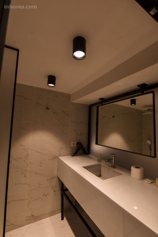 Elan Hotel
