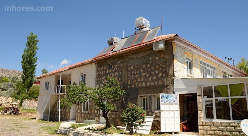 Karadut Pension Nemrut
