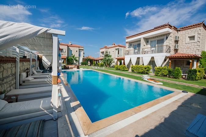 Kemerlihan Deluxe Hotel