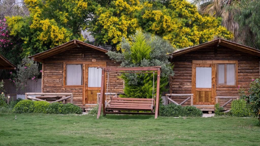 Pitos Bungalows