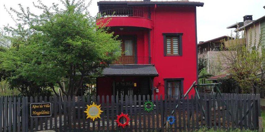 Puerta Villa