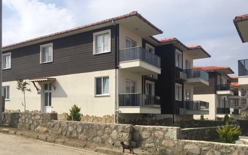 Rüzgarlı Ada Apart