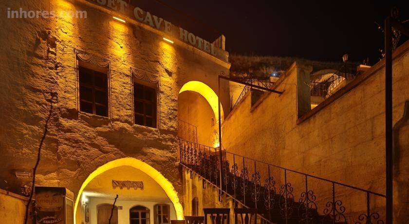 Sunset Cave Hotel
