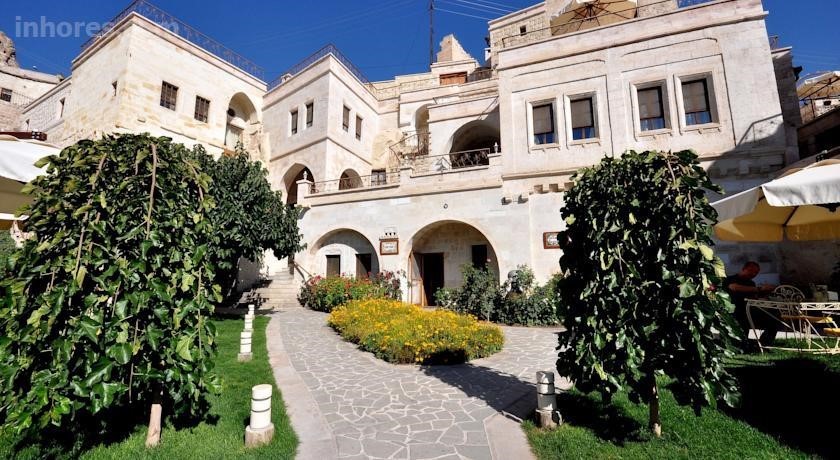 Tafoni Cave Hotel