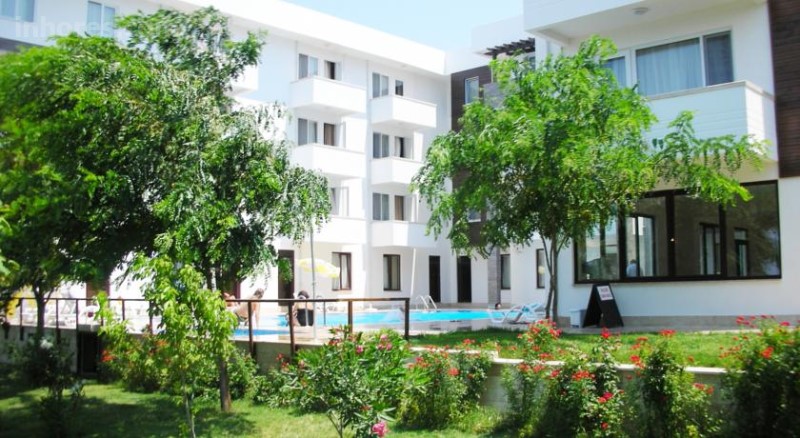 Troas Beach Hotel