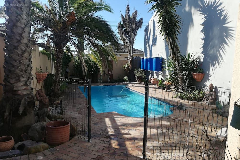 Twinnpalms Accommodation