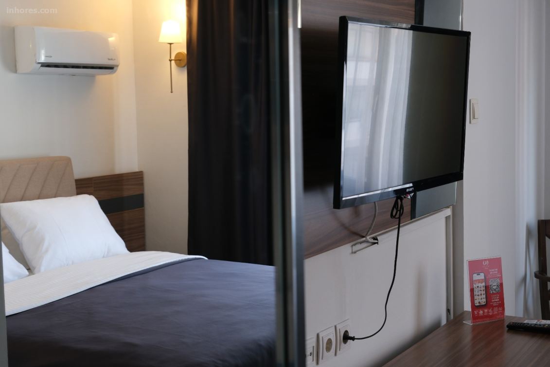 Üstün Otel Alsancak