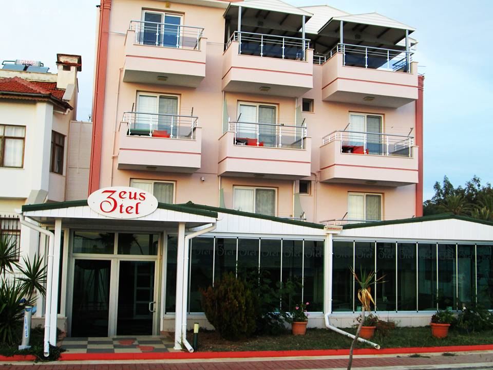 Zeus Hotel 1